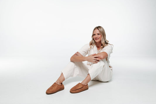 Lifestyle image for Ez-On Slippers - Black