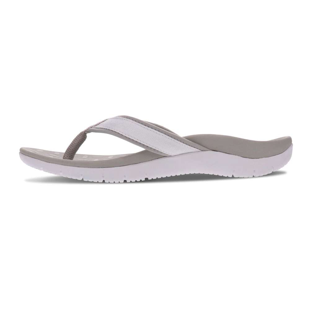 Venture Toe Post Sandal - White