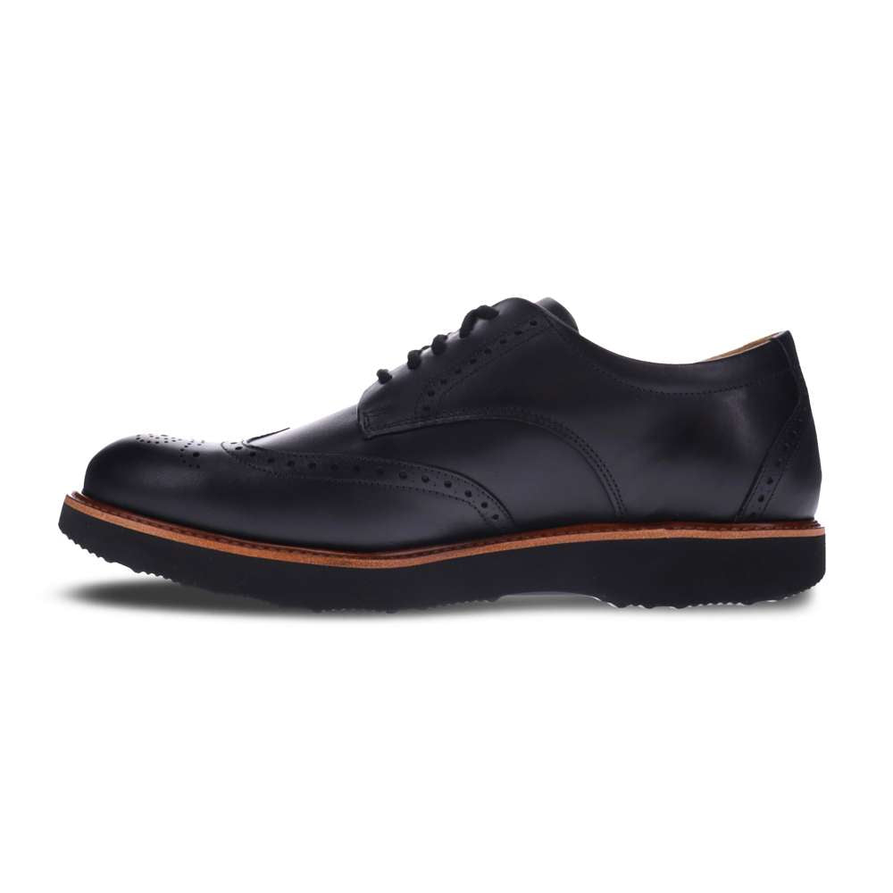 Tipping Point Brogue - Black