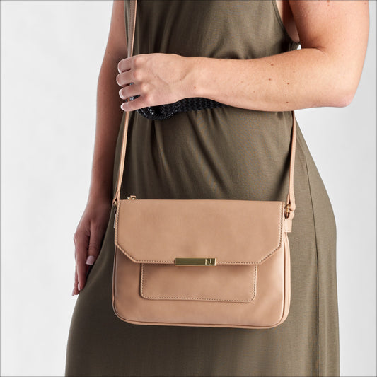 Lifestyle image for Cinty Shoulder Bag - Ginger