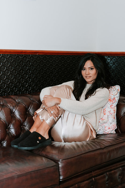 Lifestyle image for Cushy Slipper - Black