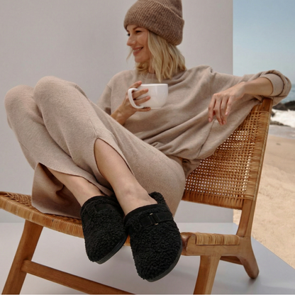 Izzy Slipper - Black